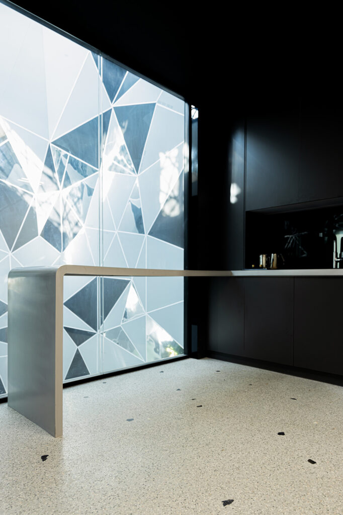 گالری تراتزو هایکا هایکا تراتزو کف